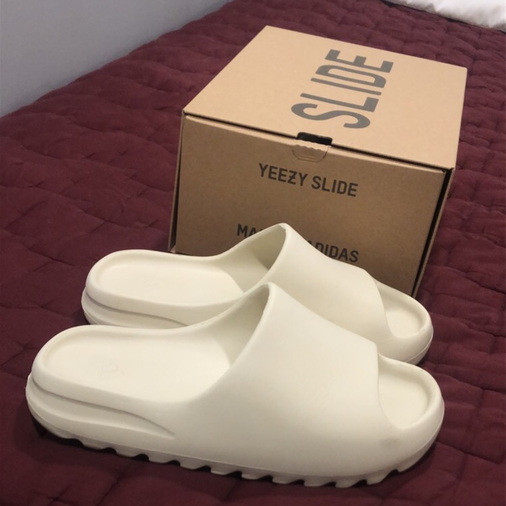 Adidas Yeezy Slides “ Bone “ Mens size 10